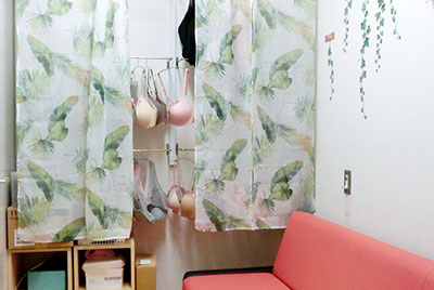 乳がんセンターの一角に治療で通院されている患者様のための“ケアルーム”が開設